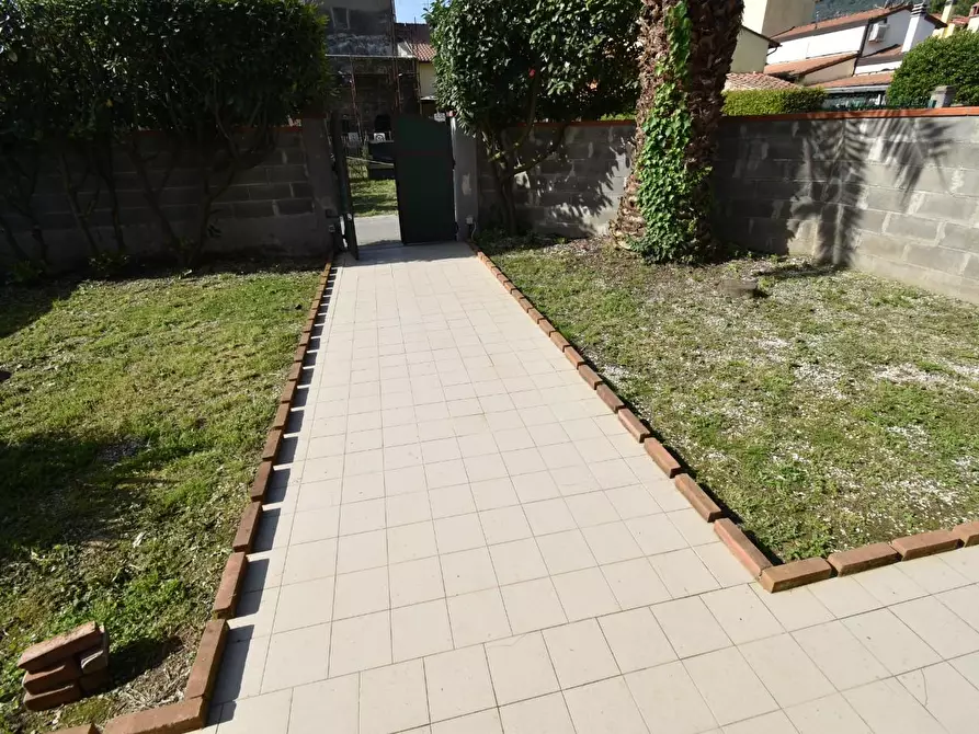 Immagine 36 di Casa indipendente in vendita  a San Giuliano Terme