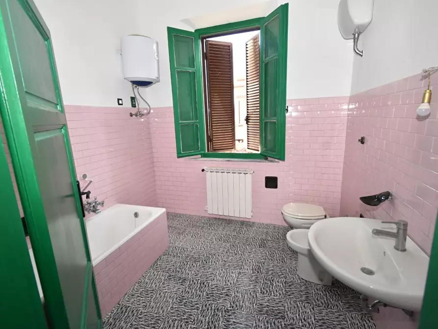 Immagine 14 di Casa indipendente in vendita  a San Giuliano Terme