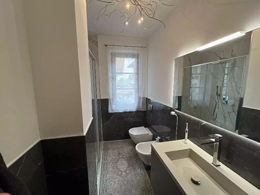 Immagine 14 di Appartamento in vendita  a Massa