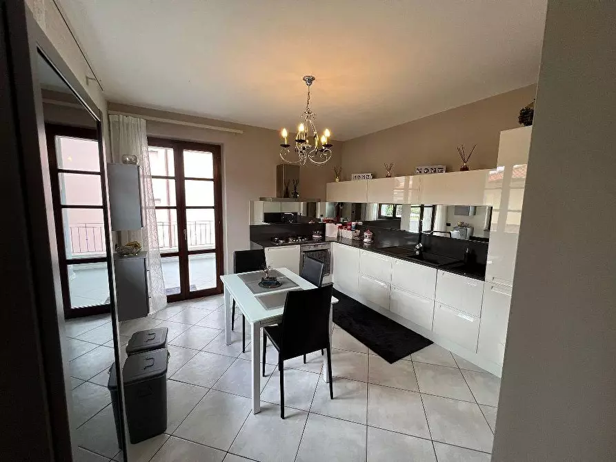 Immagine 9 di Appartamento in vendita  a Massa