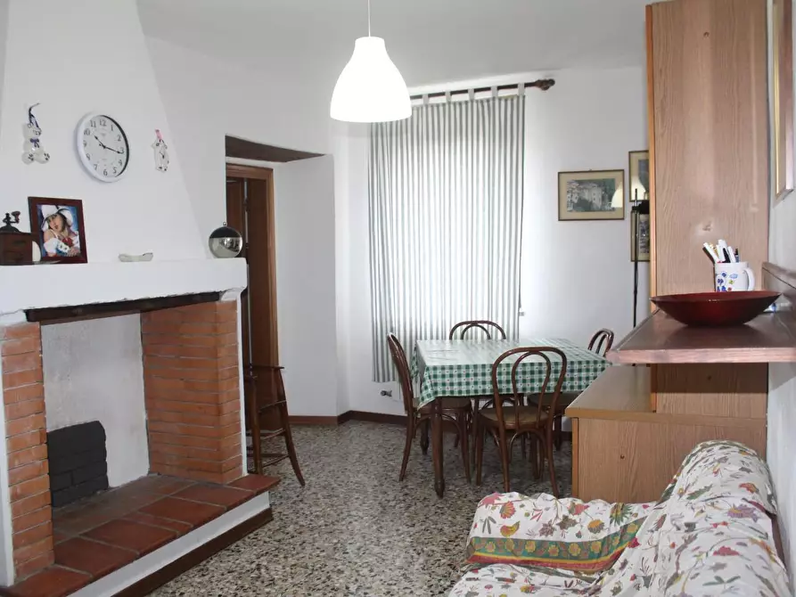 Immagine 13 di Appartamento in vendita  a Buti