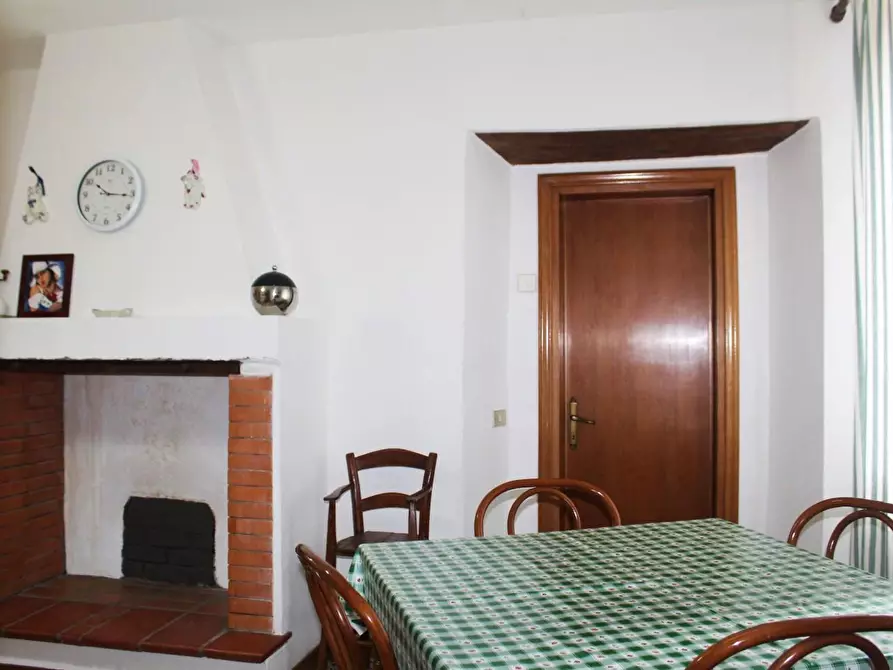 Immagine 8 di Appartamento in vendita  a Buti