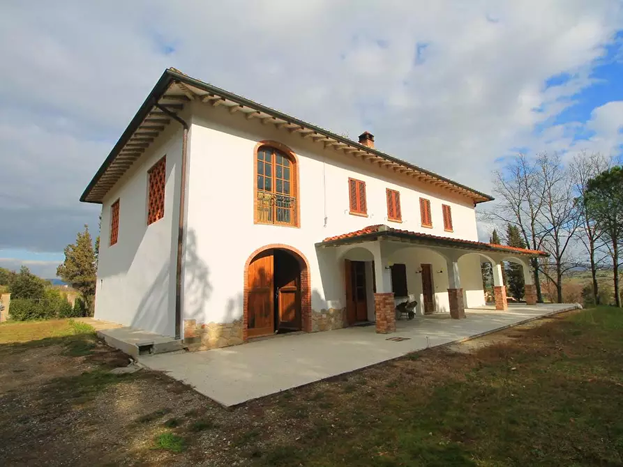 Immagine 7 di Casa colonica in vendita  a Vinci