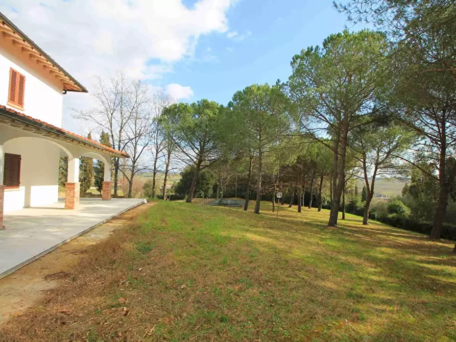 Immagine 14 di Casa colonica in vendita  a Vinci