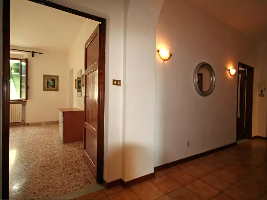 Immagine 2 di Appartamento in vendita  a Barga