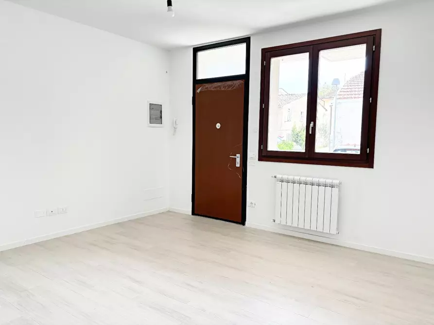 Immagine 25 di Appartamento in vendita  a Empoli