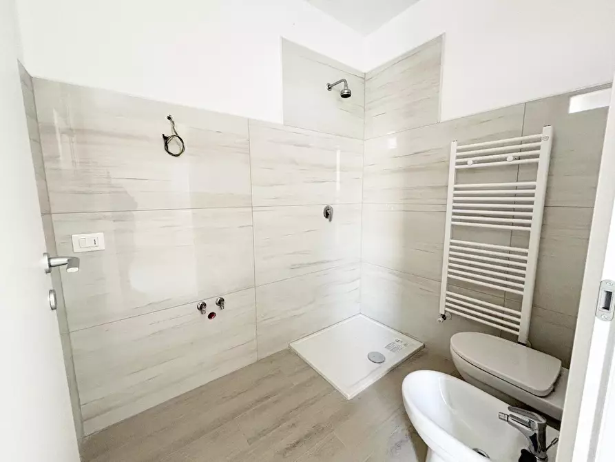 Immagine 31 di Appartamento in vendita  a Empoli