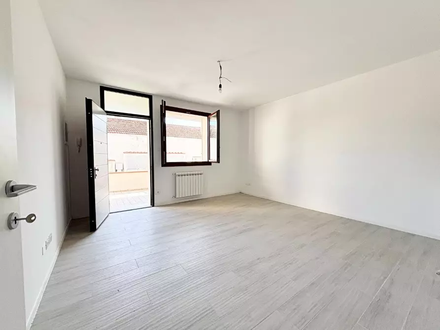 Immagine 7 di Appartamento in vendita  a Empoli