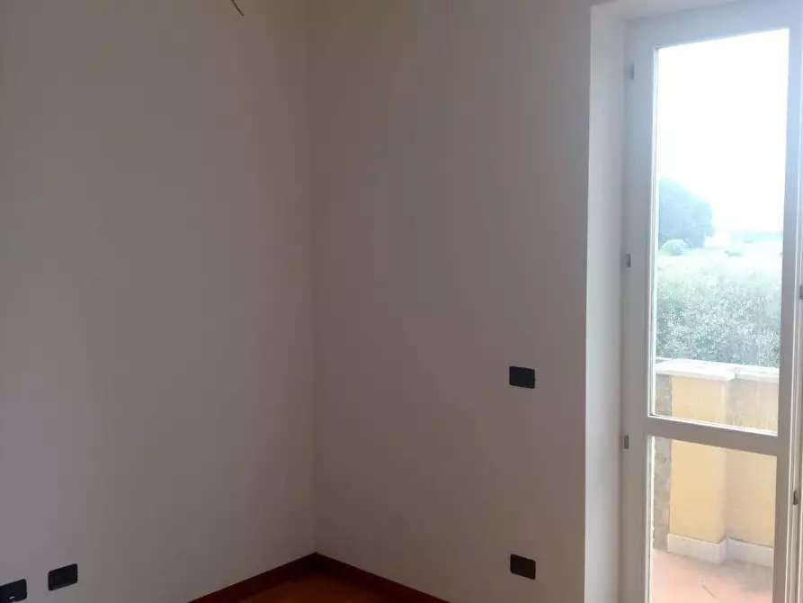 Immagine 24 di Villetta a schiera in vendita  a Carrara