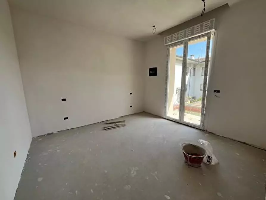 Immagine 8 di Appartamento in vendita  a Viareggio