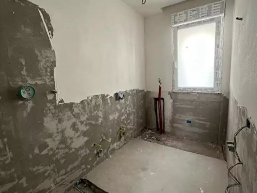 Immagine 12 di Appartamento in vendita  a Viareggio