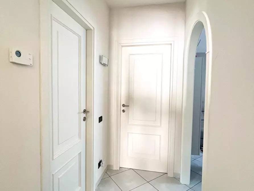 Immagine 15 di Appartamento in vendita  a Massa