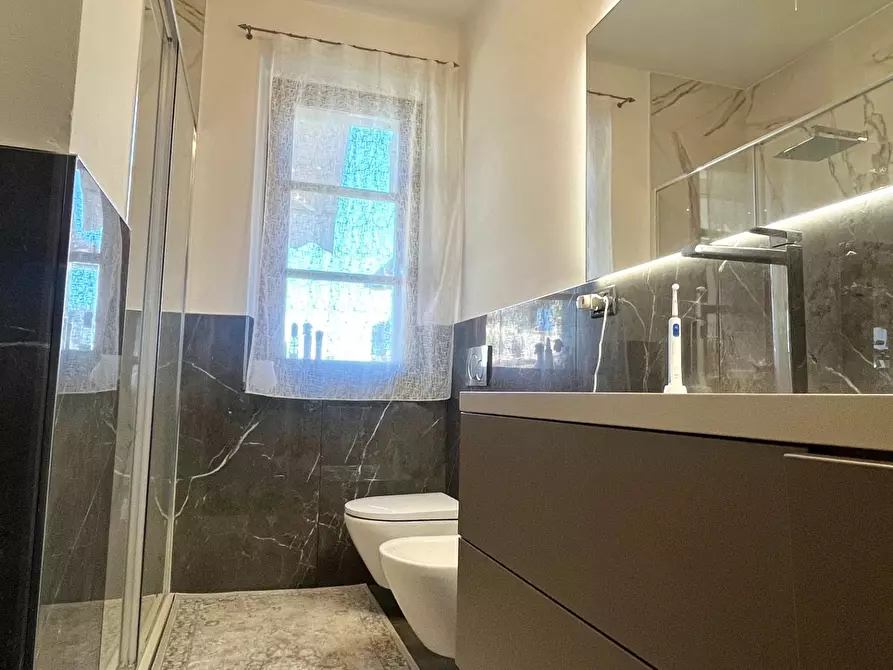 Immagine 19 di Appartamento in vendita  a Massa