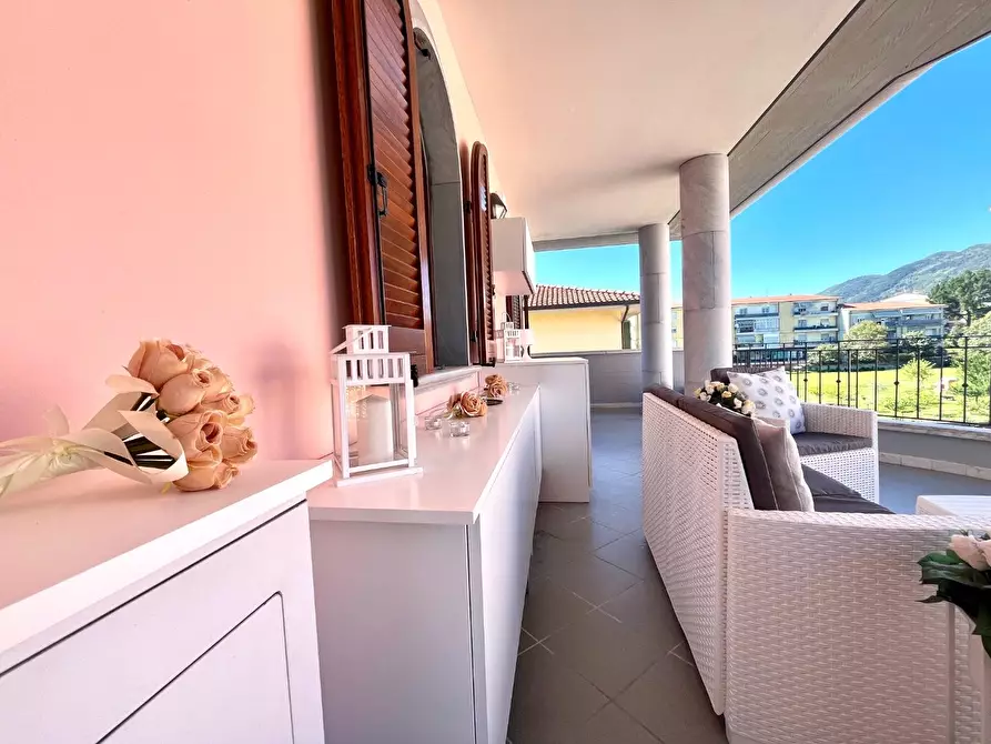 Immagine 6 di Appartamento in vendita  a Massa