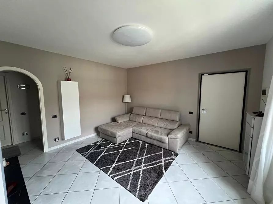 Immagine 25 di Appartamento in vendita  a Massa