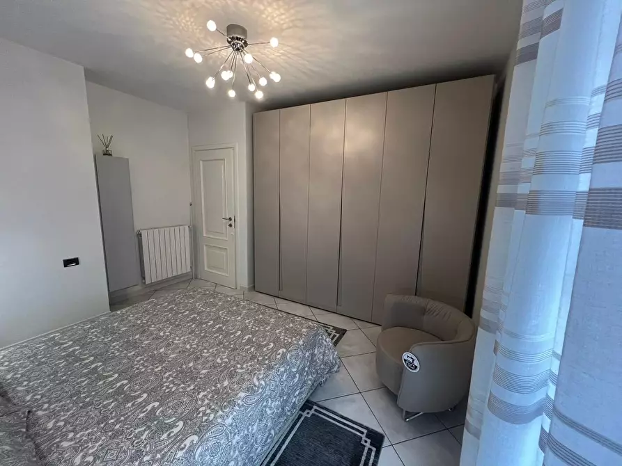 Immagine 8 di Appartamento in vendita  a Massa