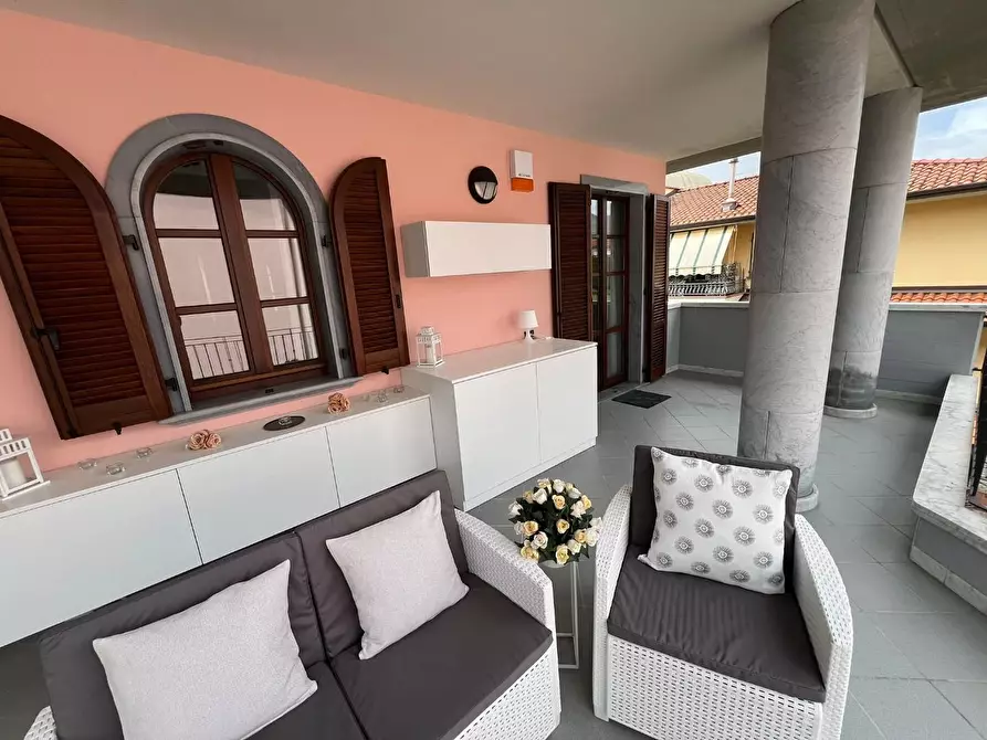 Immagine 39 di Appartamento in vendita  a Massa