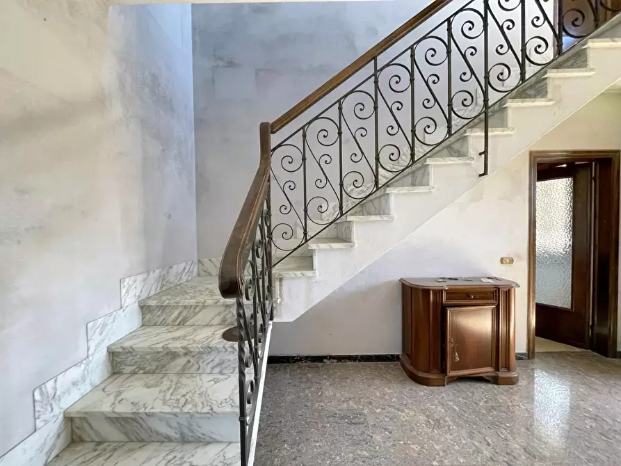 Immagine 16 di Casa bifamiliare in vendita  a Camaiore