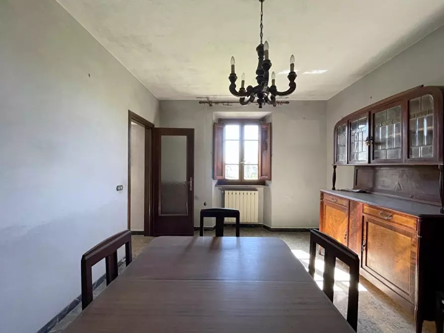 Immagine 7 di Casa bifamiliare in vendita  a Camaiore