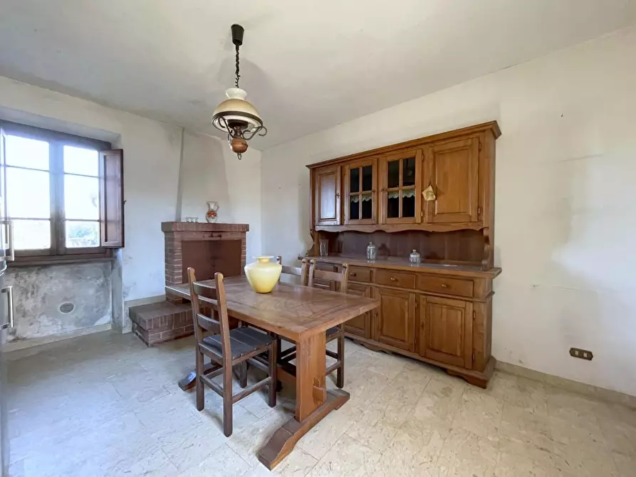 Immagine 11 di Casa bifamiliare in vendita  a Camaiore