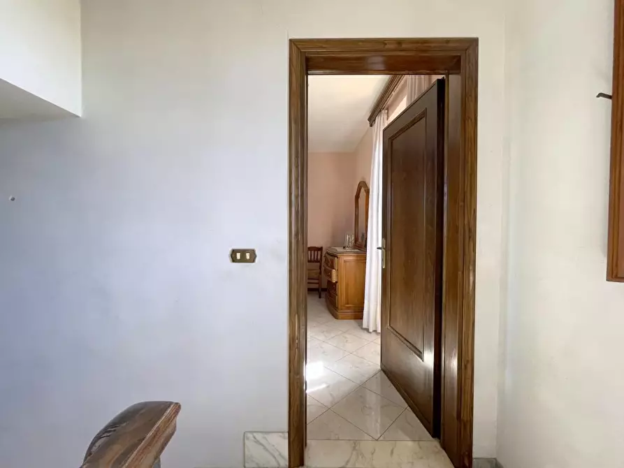 Immagine 19 di Casa bifamiliare in vendita  a Camaiore