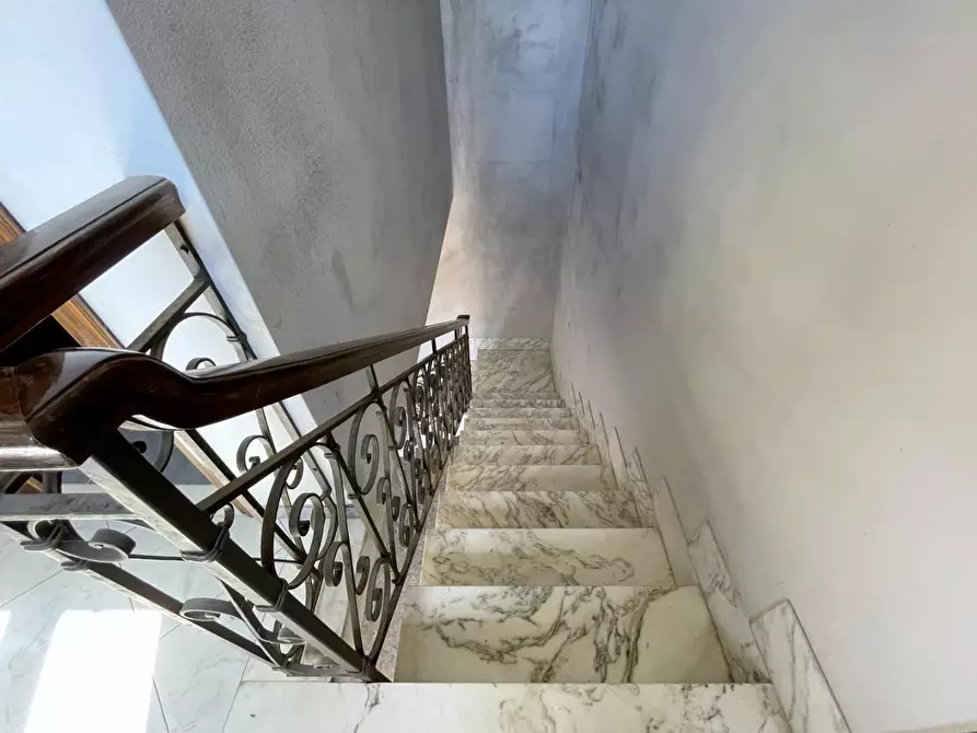 Immagine 39 di Casa bifamiliare in vendita  a Camaiore