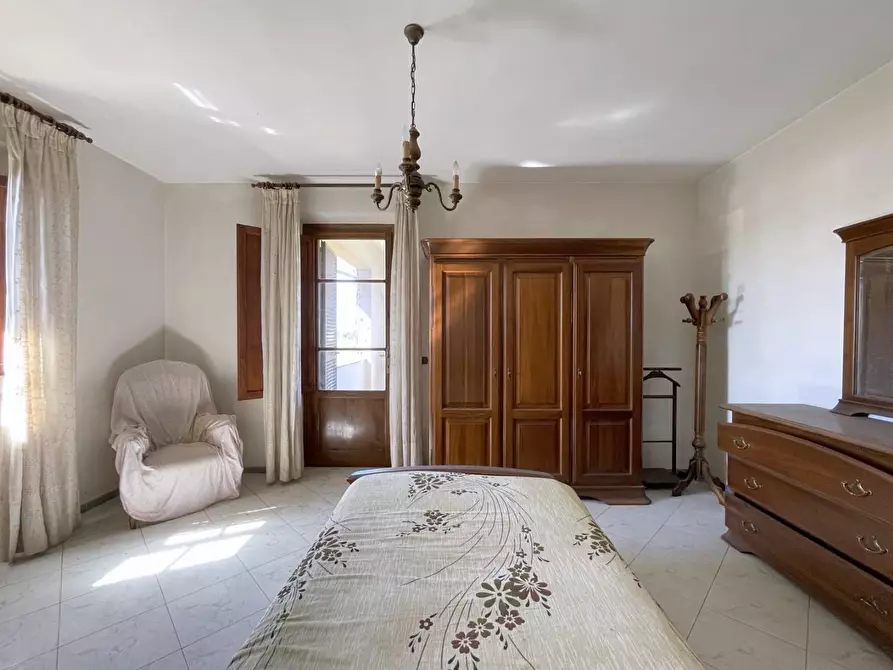 Immagine 31 di Casa bifamiliare in vendita  a Camaiore