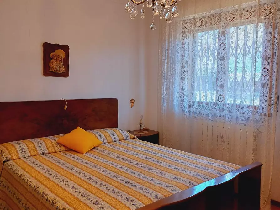 Immagine 24 di Appartamento in vendita  a Viareggio