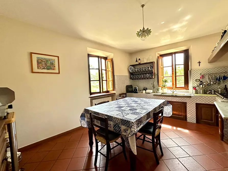 Immagine 13 di Rustico / casale in vendita  a Capannori