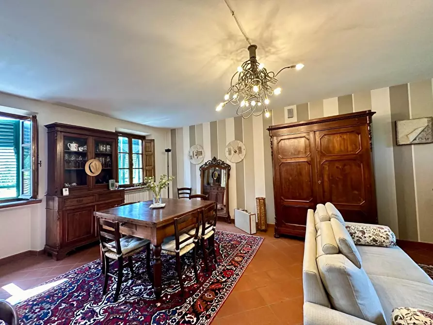 Immagine 8 di Rustico / casale in vendita  a Capannori