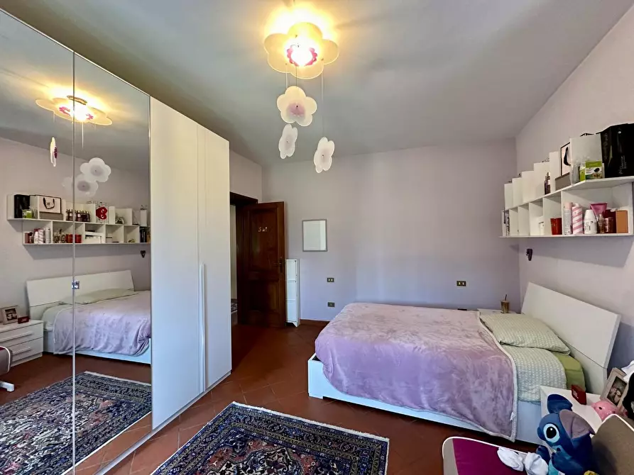 Immagine 25 di Rustico / casale in vendita  a Capannori