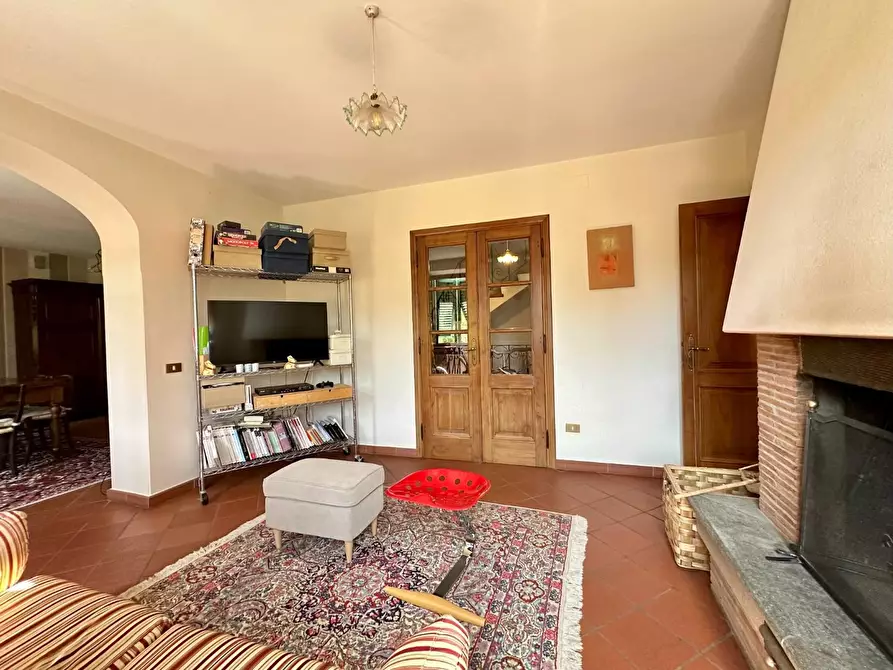 Immagine 40 di Rustico / casale in vendita  a Capannori