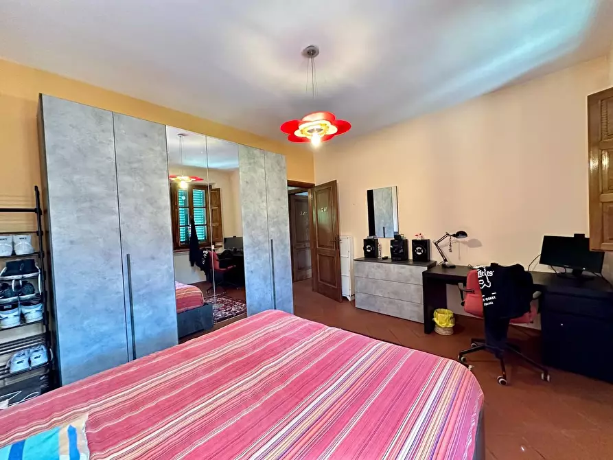 Immagine 22 di Rustico / casale in vendita  a Capannori