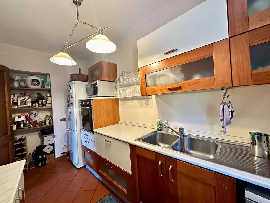 Immagine 17 di Rustico / casale in vendita  a Capannori