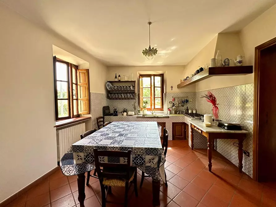 Immagine 14 di Rustico / casale in vendita  a Capannori