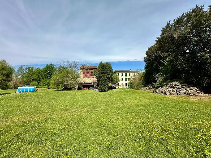 Immagine 30 di Rustico / casale in vendita  a Capannori