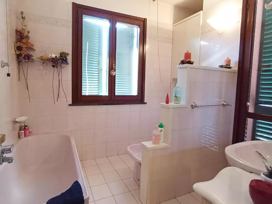 Immagine 17 di Villetta a schiera in vendita  a Vicopisano