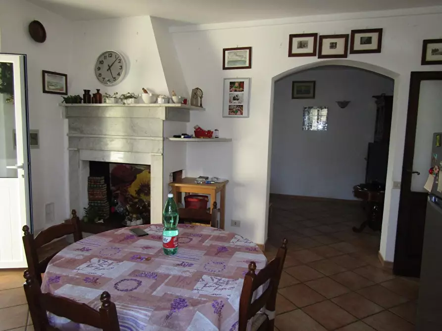 Immagine 6 di Villetta a schiera in vendita  a Carrara