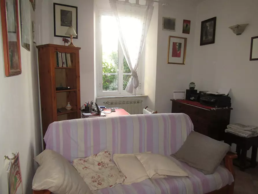 Immagine 3 di Villetta a schiera in vendita  a Carrara