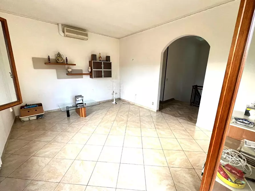 Immagine 9 di Appartamento in vendita  a Montelupo Fiorentino