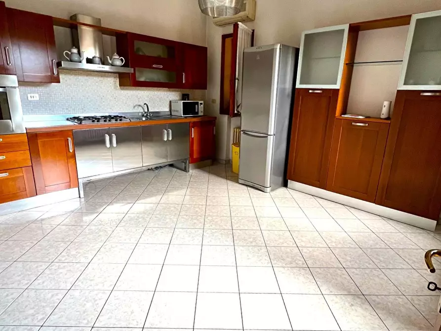 Immagine 3 di Appartamento in vendita  a Montelupo Fiorentino