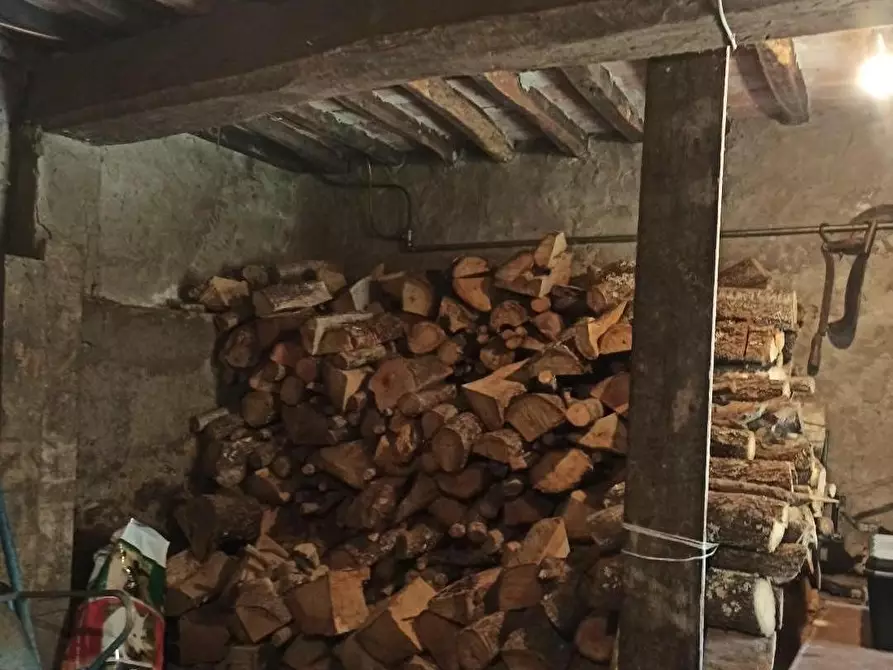 Immagine 32 di Casa semindipendente in vendita  a Lucca