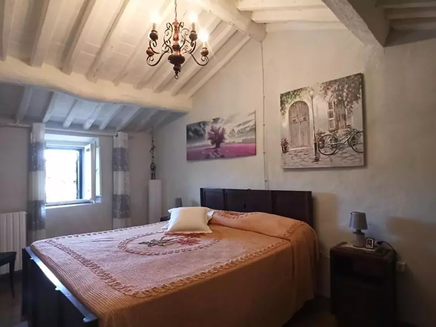 Immagine 24 di Casa semindipendente in vendita  a Lucca