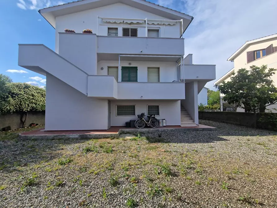 Immagine 2 di Appartamento in vendita  a Rosignano Marittimo