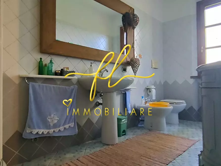 Immagine 33 di Villa in vendita  a Piombino