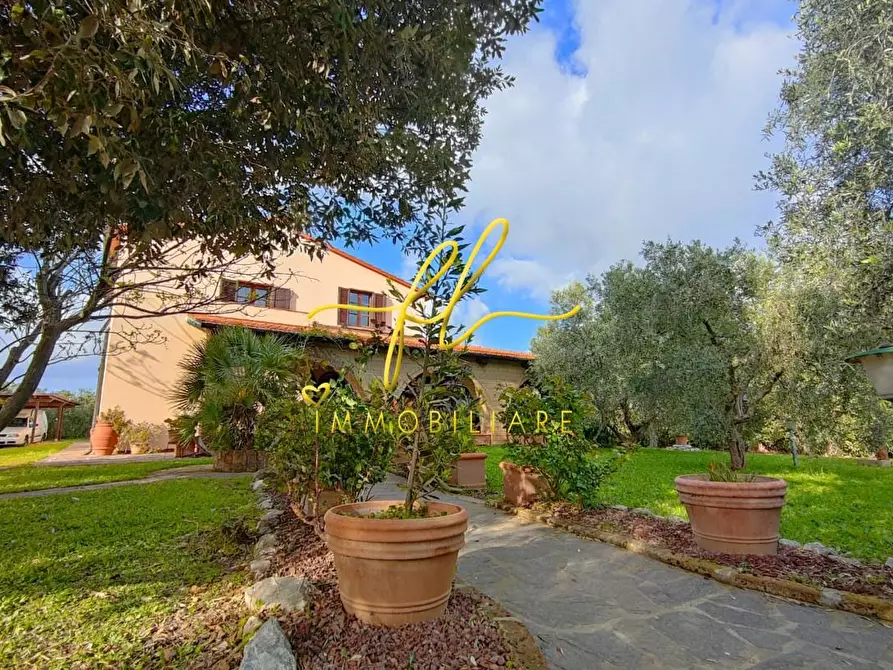 Immagine 39 di Villa in vendita  a Piombino
