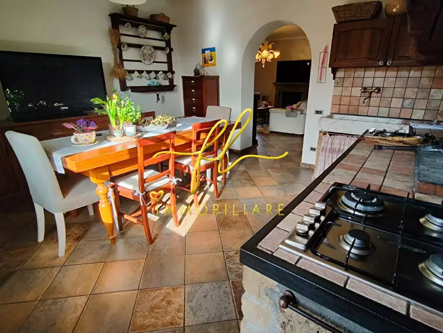 Immagine 21 di Villa in vendita  a Piombino