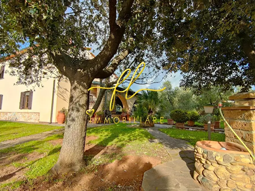 Immagine 38 di Villa in vendita  a Piombino