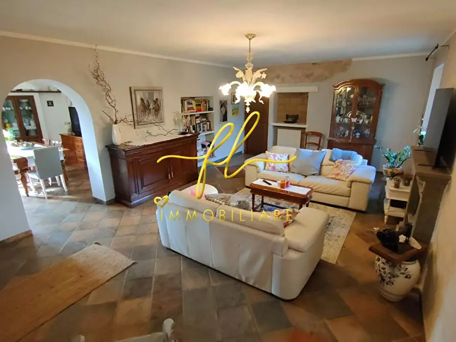 Immagine 10 di Villa in vendita  a Piombino