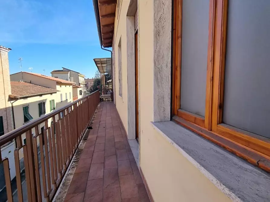 Immagine 7 di Mansarda in vendita  a Colle Di Val D'elsa